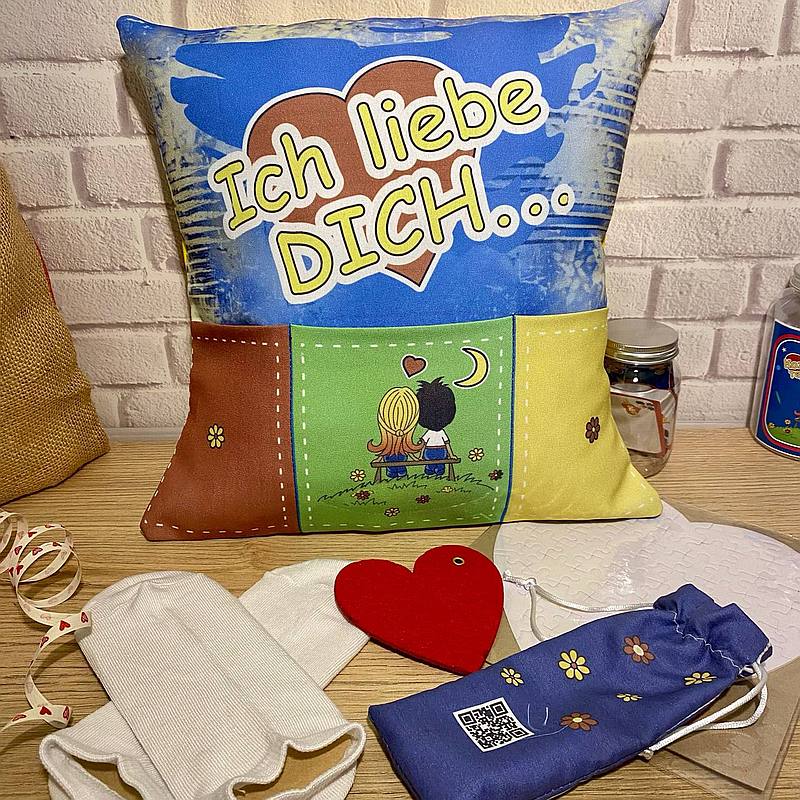 Kissen mit der Aufschrift „Ich liebe dich…“