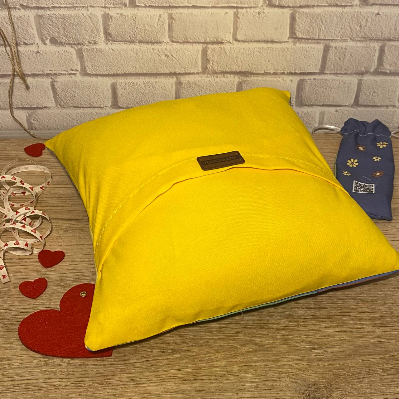 Kissen mit der Aufschrift „Ich liebe dich…“