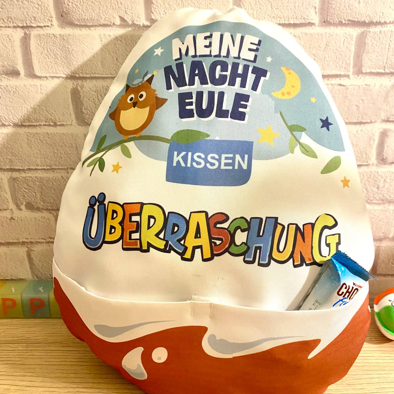 Kinder-Ei-Kissen mit Tasche für Süßigkeiten